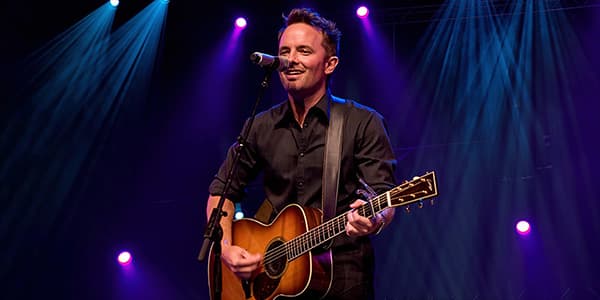  Chris Tomlin Image