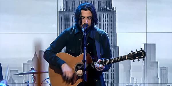 Noah Kahan Image